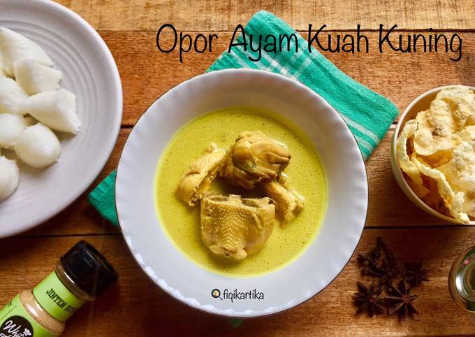 Opor Ayam Kuah Kuning