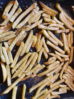 Una foto de Papas fritas (No fritas)