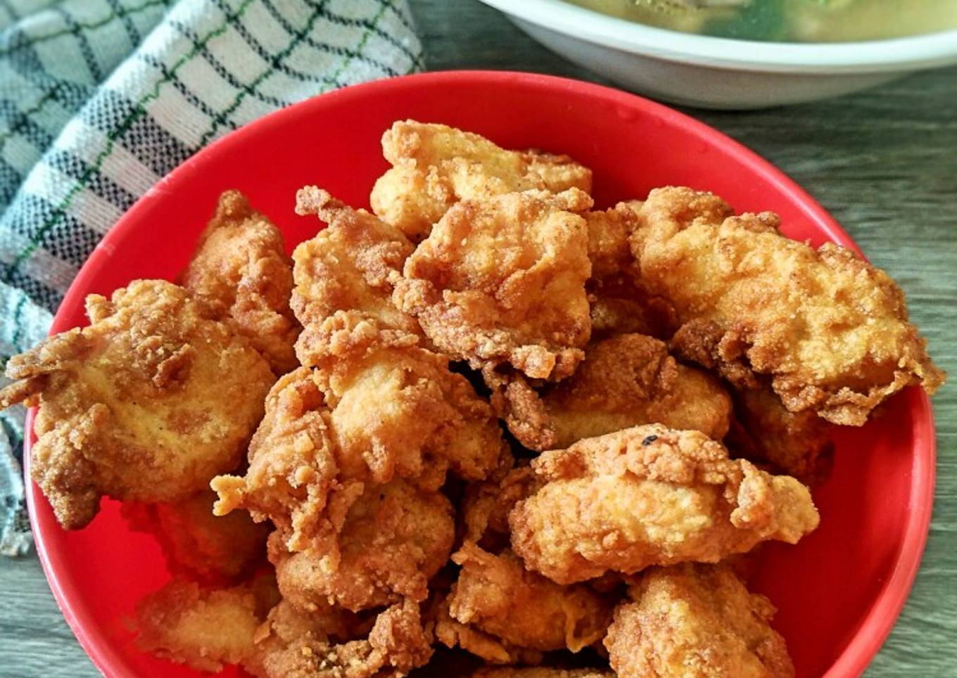 Popcorn ayam dengan tepung pedas