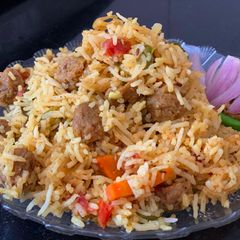 A picture of Soya Chunk Pulao.