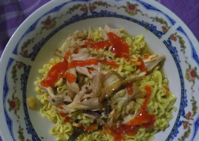 Mie ayam rumahan