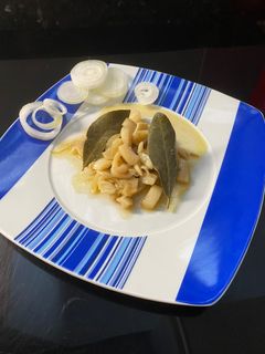 Una foto de Sepia encebollada