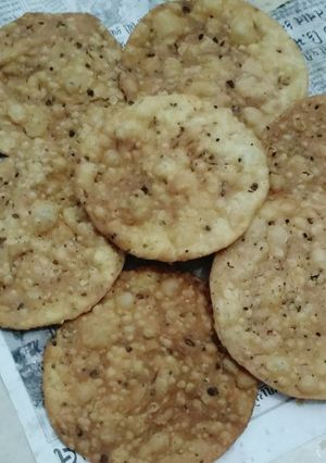 ફરસી પૂરી (Farsi Puri recipe in Gujarati) રેસીપી મુખ્ય ફોટો
