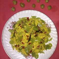 A picture of Grapes pulao.