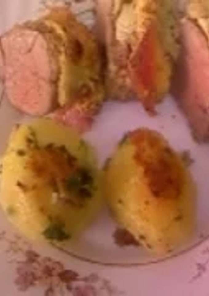 Una foto de Solomillo relleno de jamón york y queso