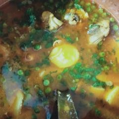 A picture of Aloo muter chicken.