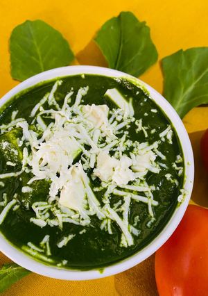 પાલક-પનીર સબ્જી (Palak-paneer sabji in Gujarati) રેસીપી મુખ્ય ફોટો