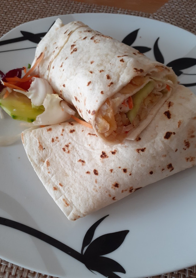 Gyors vacsora, kész Tortilla lap hasábkrumplival 🌯 recept fotója