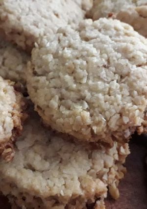 Una foto de Galletitas de avena y coco 😋