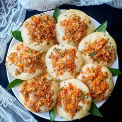 A picture of Mixed veggies Suji idli.