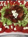 Salade aux deux tomates, concombre et feta sauce melfor