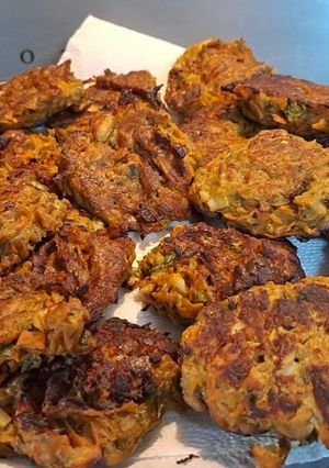 Una foto de Croquetas de zanahorias, repollo y más