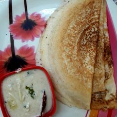 A picture of Coconut chutney.