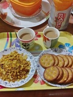 মিল্ক টি (milk tea recipe in Bengali) রেসিপির প্রধান ছবি