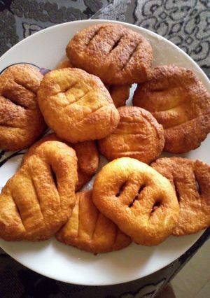 A picture of Macheteadas (Honduran breakfast treat).