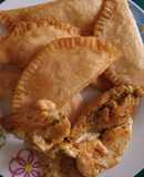 Empanadas rellenas de arroz queso mozzarella y jamón ahumado