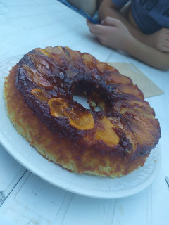 Una foto de Torta invertida de manzana