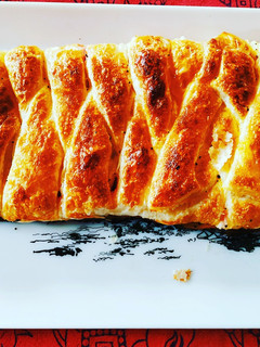 Una foto de Trenza de fresas y queso cremoso