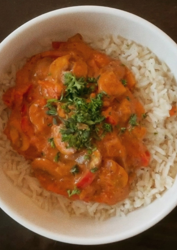 A picture of Stroganoff with Rice.