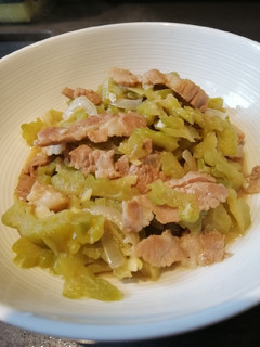 A picture of Bitter Melon with Pork.