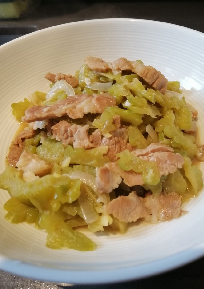 A picture of Bitter Melon with Pork.