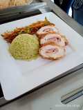 Cordon Bleu con arroz salvaje y vegetales salteados