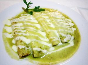 Una foto de Enchiladas suizas