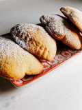 Biscotti di frolla al cocco con cuore al cioccolato bianco🥥