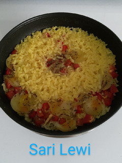 Una foto de Arroz con complementos en Placa de inducción (8 ingredientes)