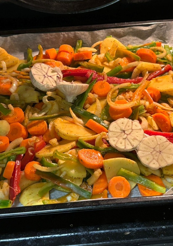 Una foto de Verduras y patata al horno