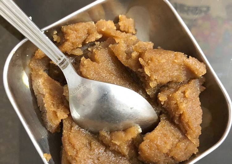 Recipe of Any-night-of-the-week Aate ka halwa