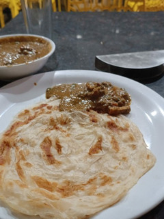 பரோட்டா(parotta recipe in tamil) செய்முறை முக்கிய புகைப்படம்