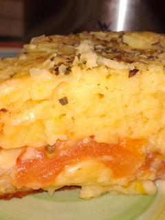Una foto de Tarta de queso con jamón y tomate