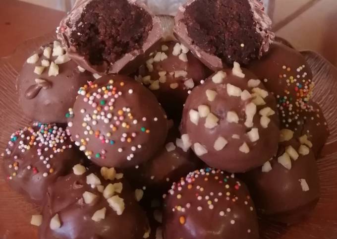 Microwave Brownie Truffles