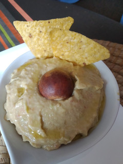 Una foto de Guacamole con nachos