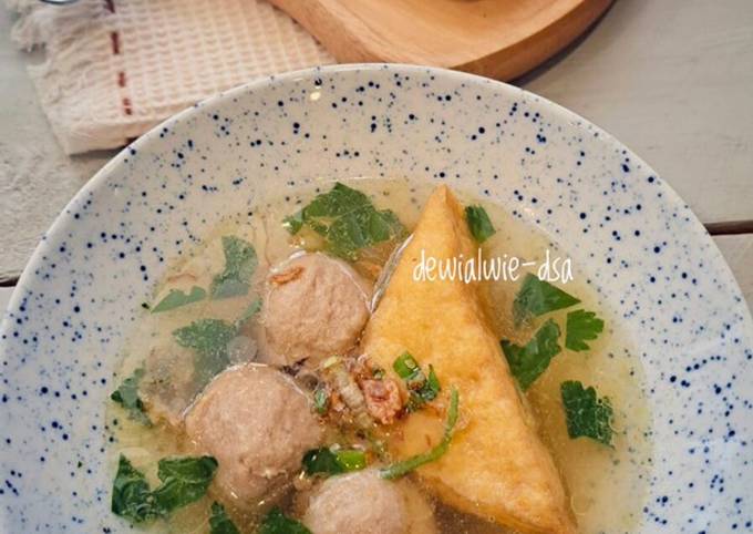 Resep Kuah Bakso Gurih Tanpa Tetelan 15 Menit Oleh Dewialwie Cookpad