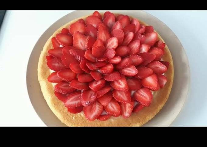 Tarte tres rapide aux fraises