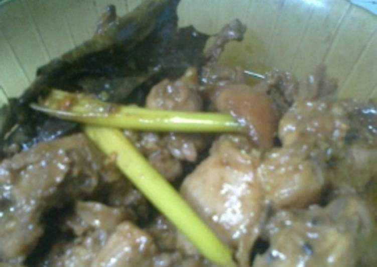 Resep: Adobo(Ayam bumbu kecap) yang Gurih!