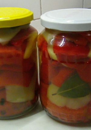 Olajos savanyú paprika recept fotója