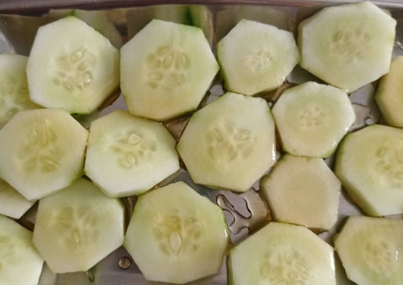 Postre, pepino con miel