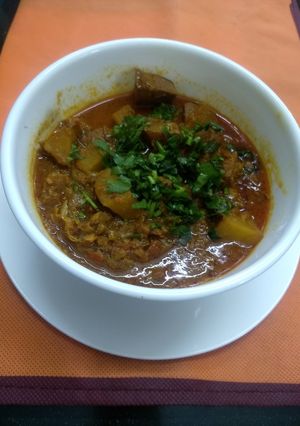 आलू कटहल की सब्जी (aloo kathal ki sabzi recipe in Hindi) रेसिपी मुख्य फोटो