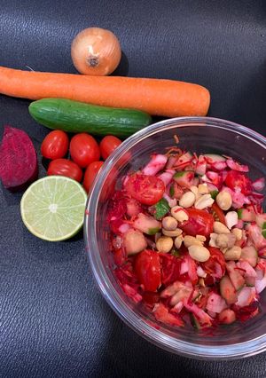 પીનટ સલાડ (Peanut Salad Recipe In Gujarati) રેસીપી મુખ્ય ફોટો