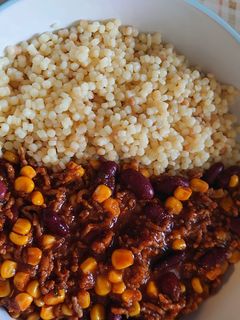 Chilis bab gluténmentes tarhonyával recept fotója
