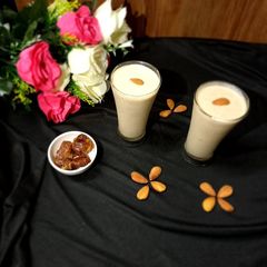 Khajoor Thick Shake A picture of Khajoor Thick Shake.