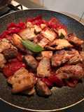 Carne di maiale e peperoni sott’aceto