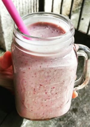 Φωτογραφία της συνταγής Smoothie φράουλα (ΜΕΤΑ ΤΗΝ ΓΥΜΝΑΣΤΙΚΉ)