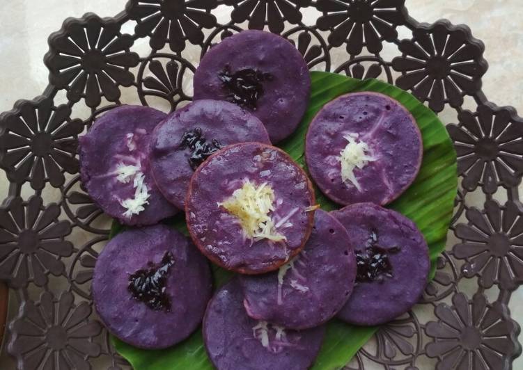  Resep  Kue  lumpur  ubi  ungu oleh Ekawida Santoso Cookpad