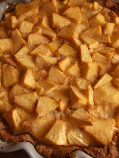 Una foto de Tarta integral de manzana y chía