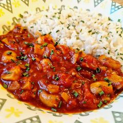 A picture of White Mushroom Curry (Vegan).