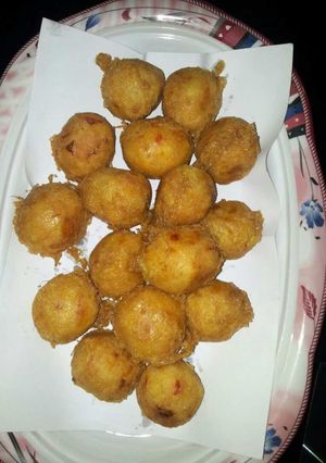 A picture of Yam balls.
